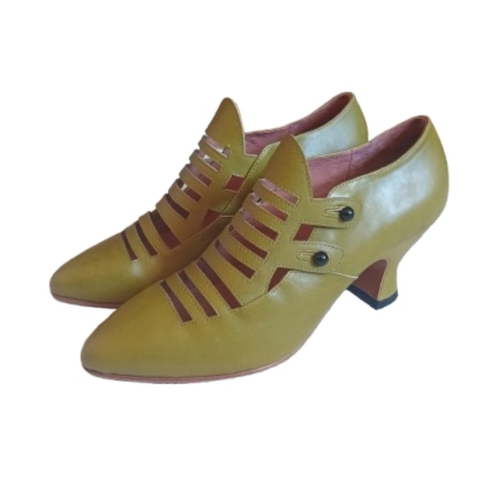 NWOT$285 American Duchess Endora Victorian Witch Shoes Leather Size: 7